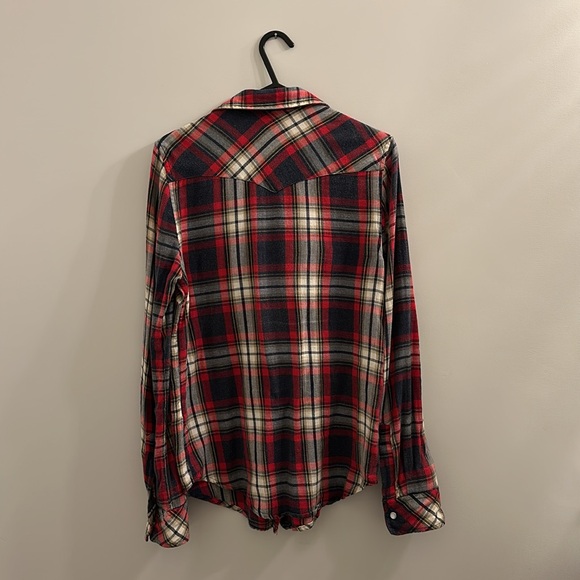 TOPSHOP Plaid Flannel - Picture 2 of 6